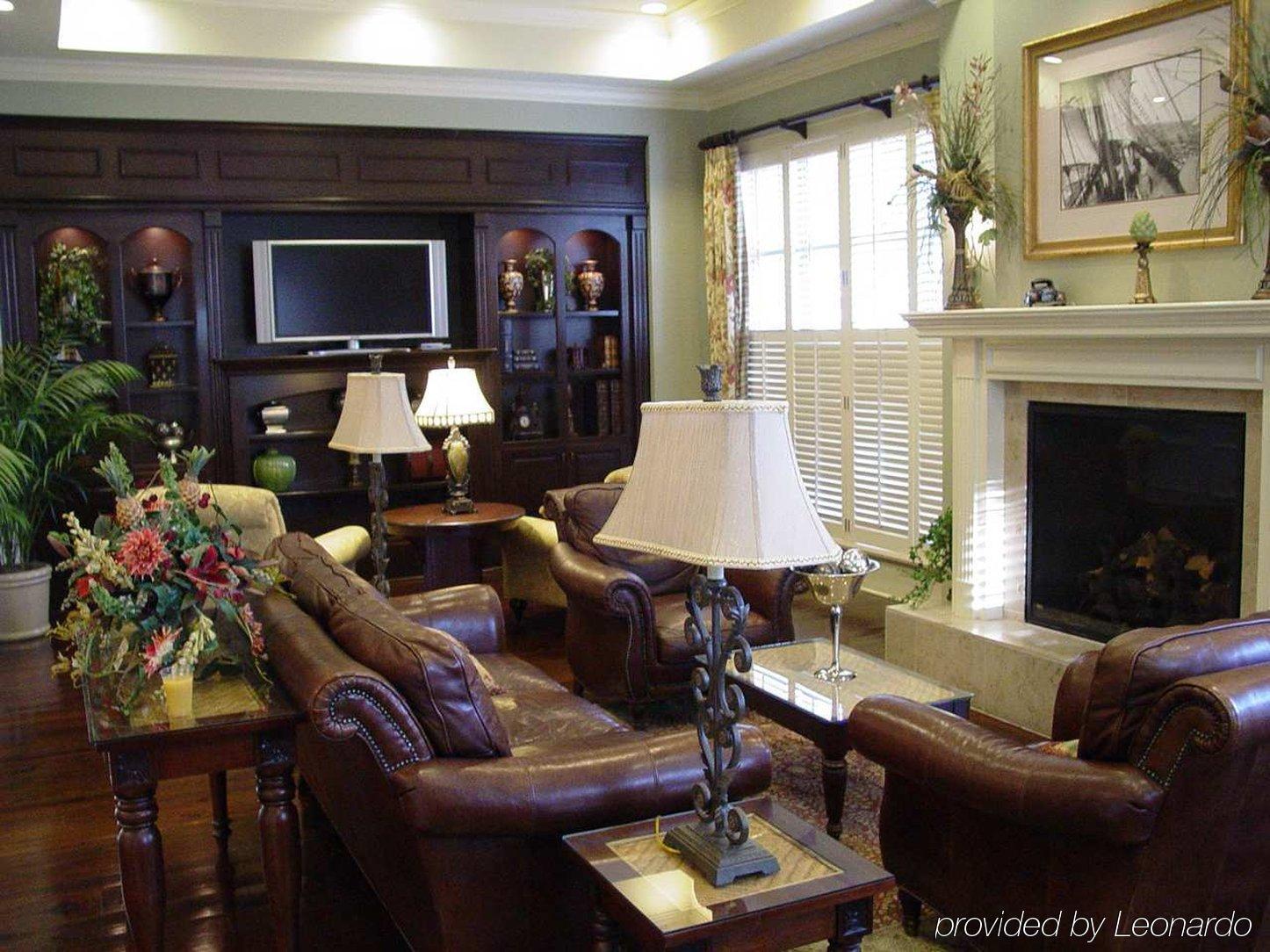 Hotel Hampton Historic District 3*